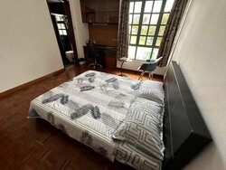 Gold Coast Condo (D5), Condominium #456326681